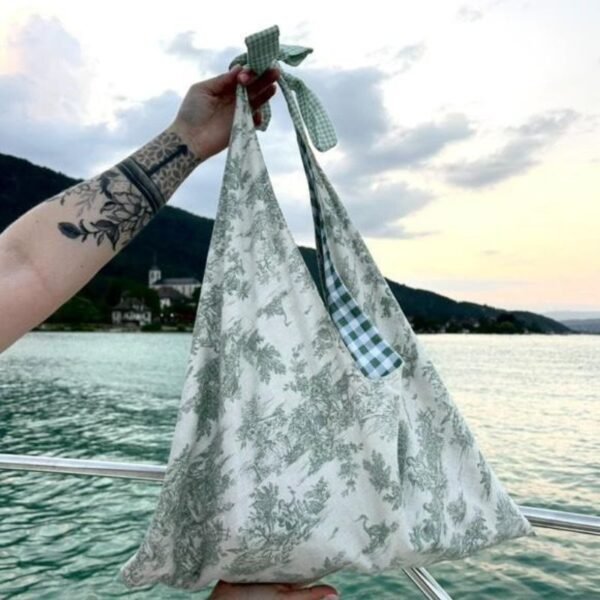 Sac Origami Réversible - Vichy/Toile de Jouy – Image 4
