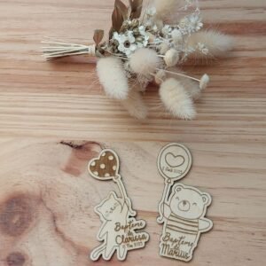 Magnet baptême ourson ou chaton avec ballon – Cadeau invité personnalisé