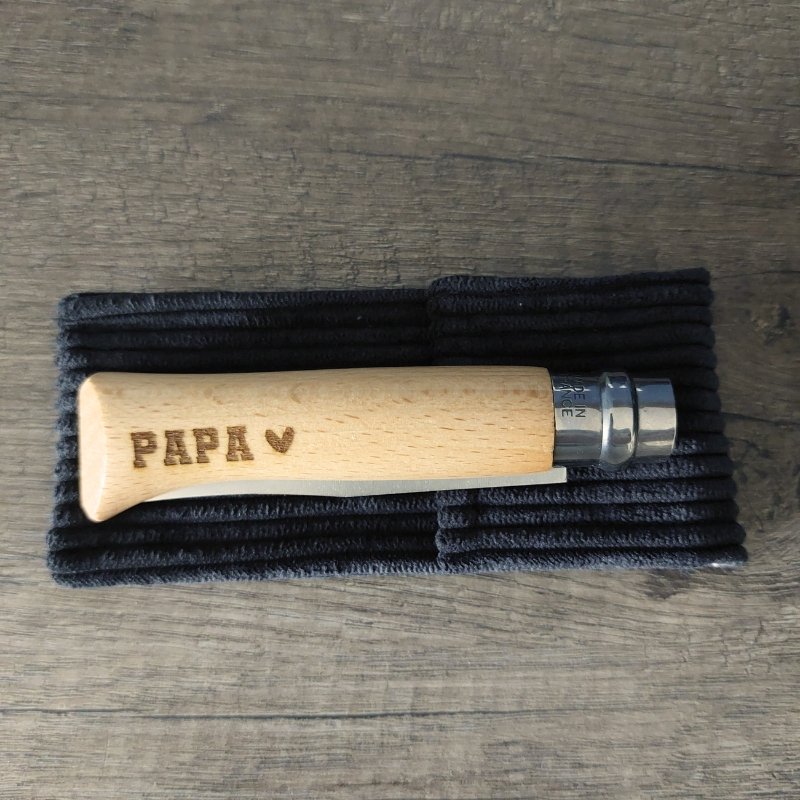 Couteau Opinel Fête des Pères avec Étui en Velours Côtelé – Image 7